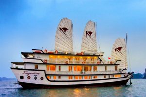 Du thuyền Hạ Long 1 ngày của Khát Vọng Việt – Kavo Travel chất lượng như thế nào? Giá cả ra sao?